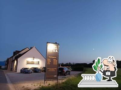 Profitez de la vue de l'espace ouvert de Frituur Rosa