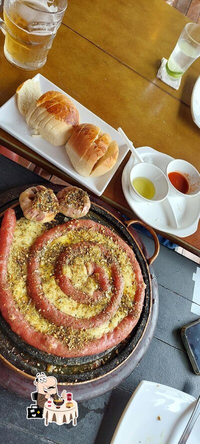 Platos en Barba Red Bar