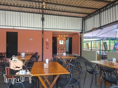 Veja imagens do interior do Raízes Cozinha e Prosa