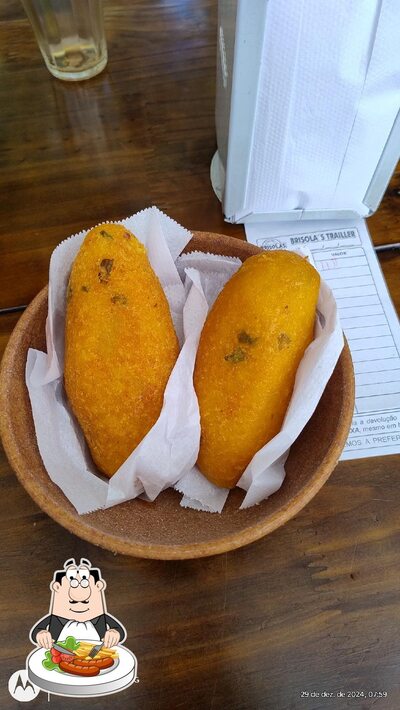 Comida em Brisola's Trailer
