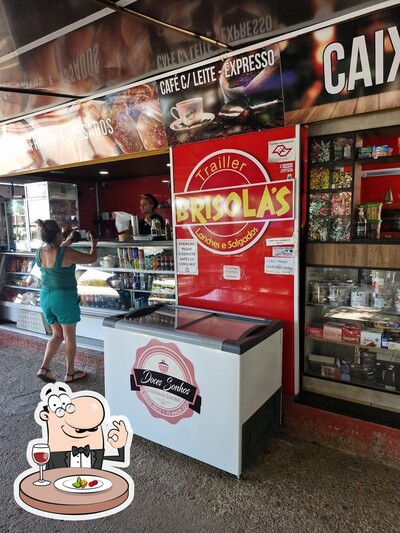 Comida em Brisola's Trailer