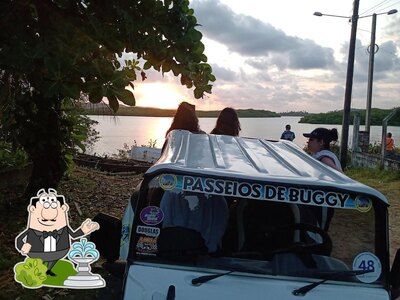 Você pode espairecer no na área externa do Pizzaria Sayonara