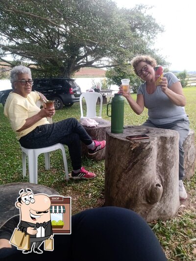 O exterior do Sitio Santa Barbára