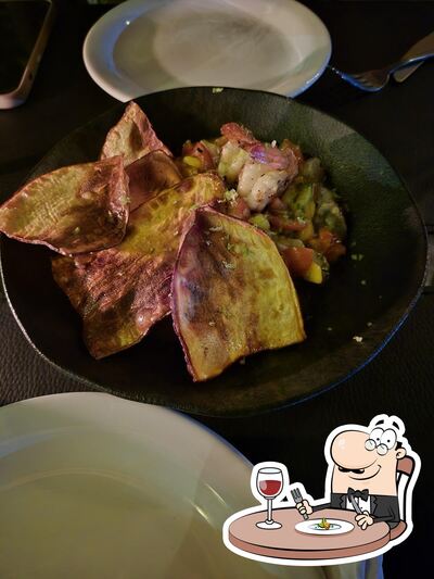 Platos en Santo Graal restaurante