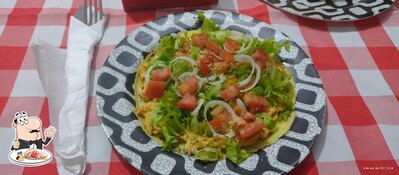 Peça pizza no Edinho Lanches e Doces