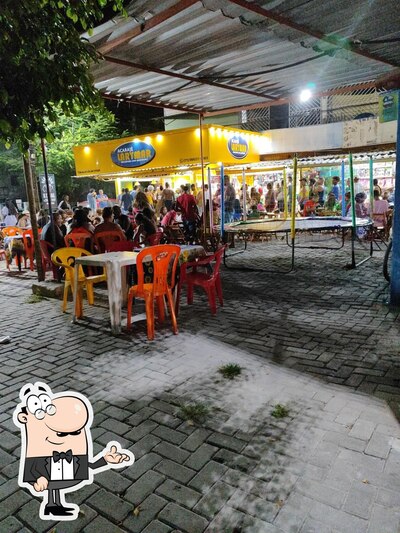 O interior do Acarajé Larymar