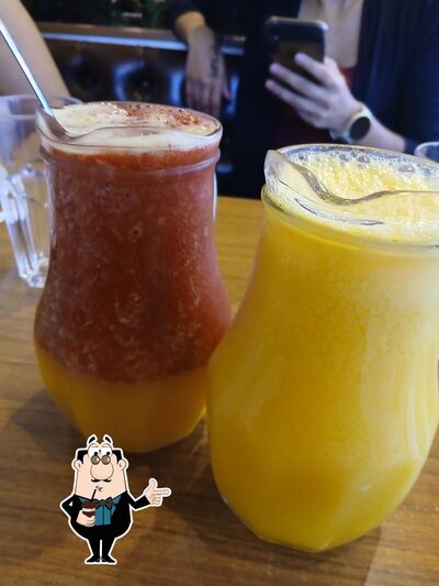 Você pode desfrutar de uma bebida do menu