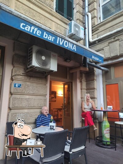 Gli interni di Caffe Bar Ivona