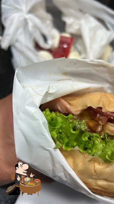 Comida em Komilao lanches