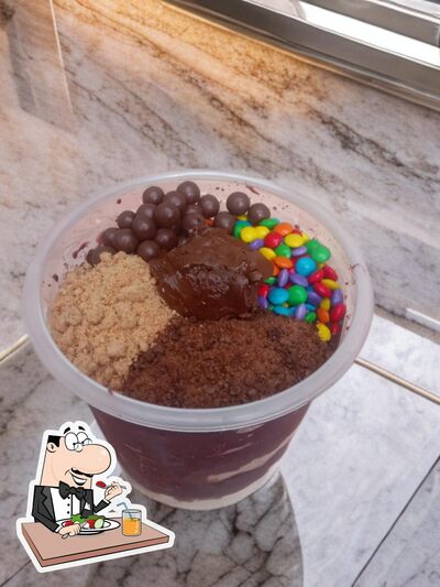 Comida em Lírio açaí