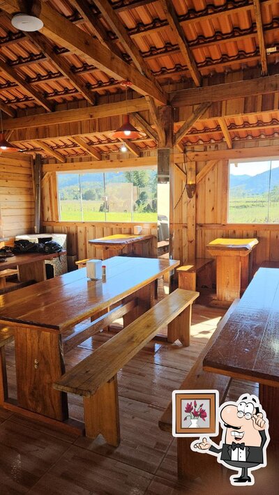 O interior do Quiosque Bom Sabor