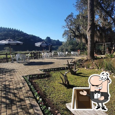 O exterior do Ponte Velha Pesca e Lazer