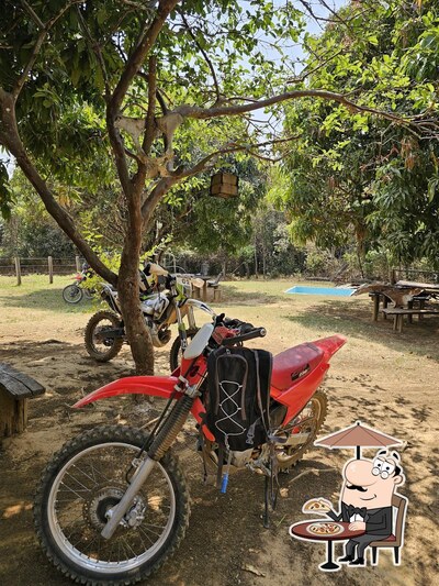 Desfrute da vista do exterior Bar do Amaro