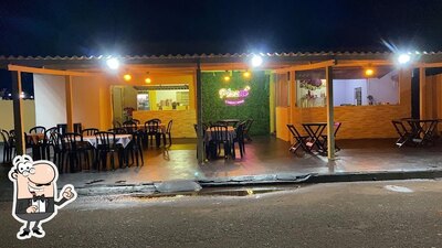 O interior do PIZZAÍ