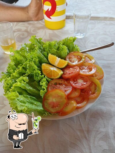 Pesqueiro Vitória serve uma seleção de bebidas