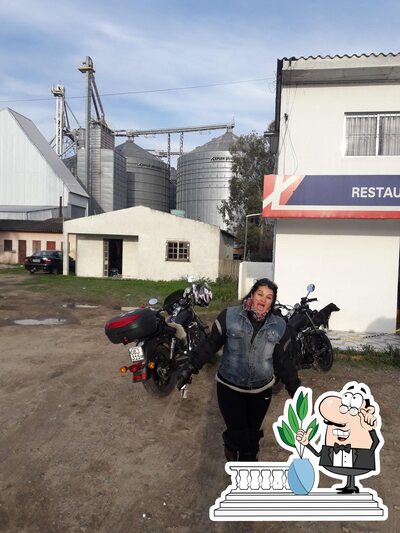 O exterior do Restaurante e Lancheria Alvorada