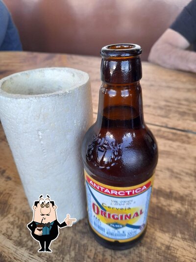 Desfrute de um drinque no Lanchonete Point Celinense