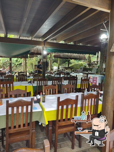 O interior do Restaurante Poço do Tarzan