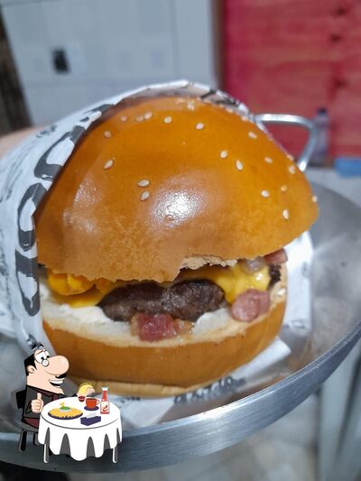 Experimente um hambúrguer no Recanto dos Vales