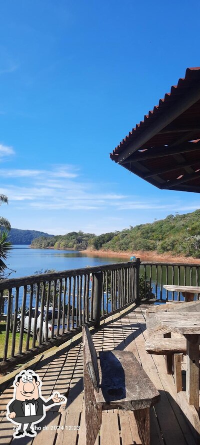 Veja imagens do interior do BEM BOLADO PESCA E LAZER
