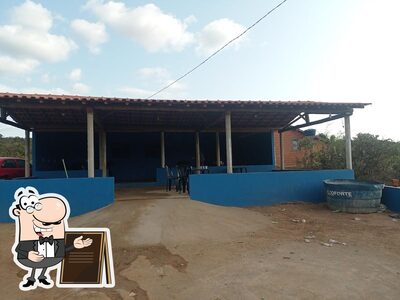 a área exterior é uma característica importante do Império bar