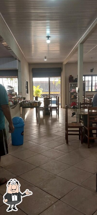 Veja imagens do interior do Restaurante Bambuzal