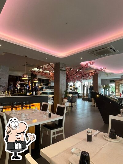 Dai un'occhiata agli interni di Ristorante Okinawa