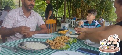 Comida em Pesque e Pague Papagaio