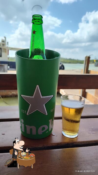 Comida em Restaurante Mocambo