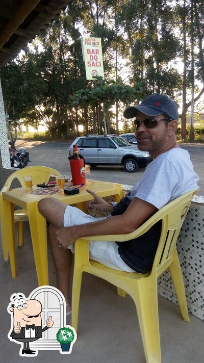 Você pode espairecer no exterior SACI BEER