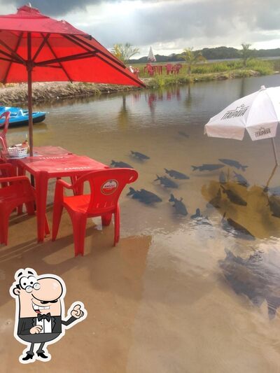 O interior do Lagoa Azul Tambaquis