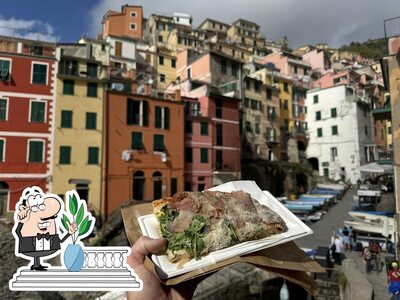 Vous pouvez prendre un bol d'air frais dans l'espace ouvert de RIOPIZZA point