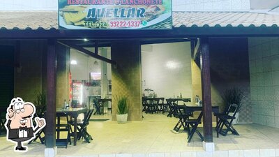 Veja imagens do interior do Restaurante Avellar