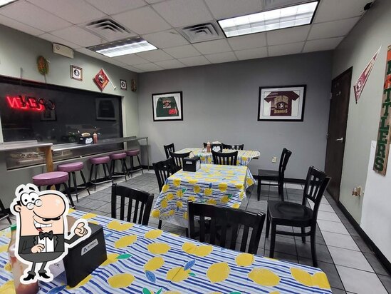 Lindy's Fried Chicken, Midway - Menú del restaurante, precios y reseñas